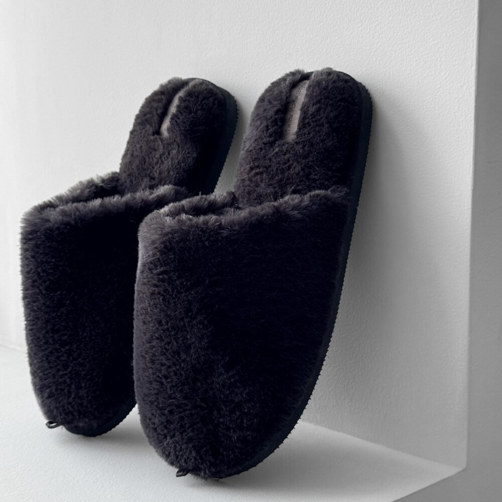 Men's Cozy Polyester House Slippers: Indoor Comfort Slides