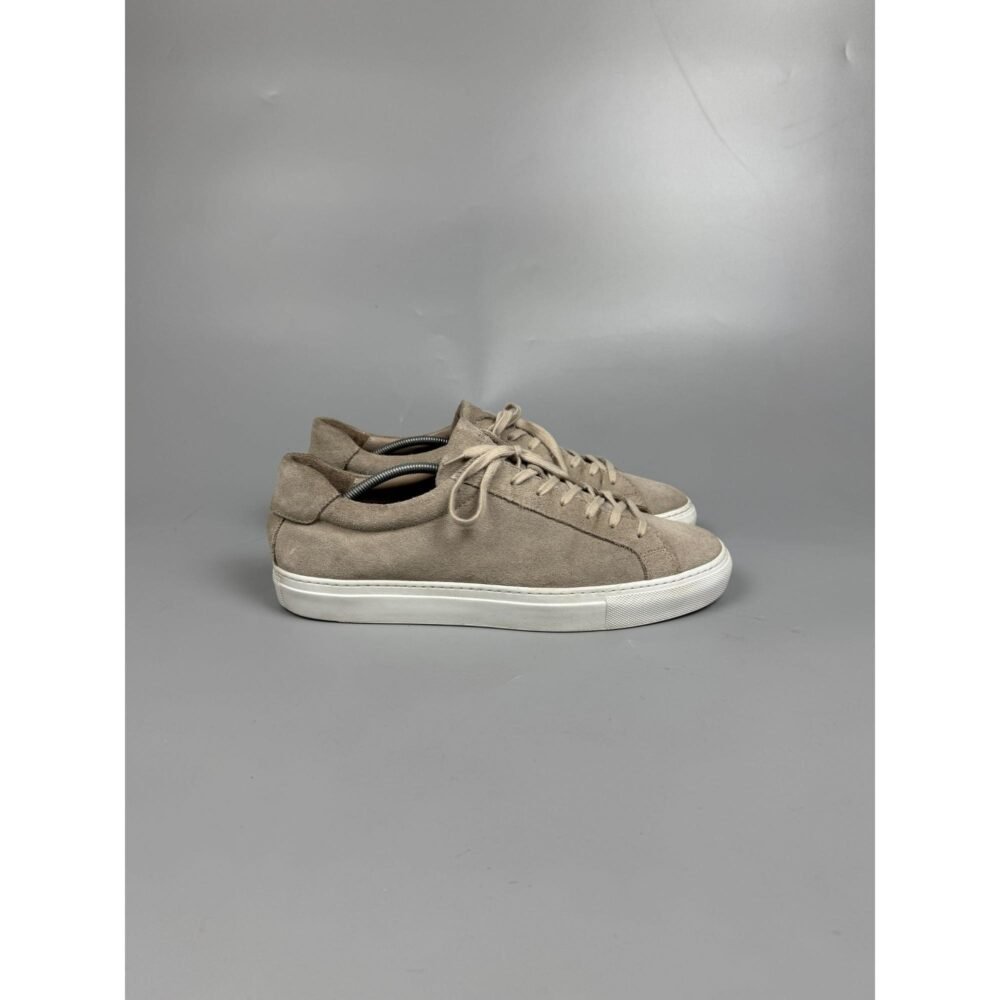 Men's No Label Made in Portugal Beige Suede Sneakers Size EU 43